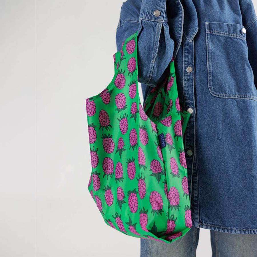 BAGGU バグー STANDARD エコバッグ グリーンラズベリー2023年 新色 洗濯可能 折り畳み コンパクト 軽量 大容量 レジバッグ 買い物 大きい レジ袋 コンビニ袋 … | BAGGU | 02