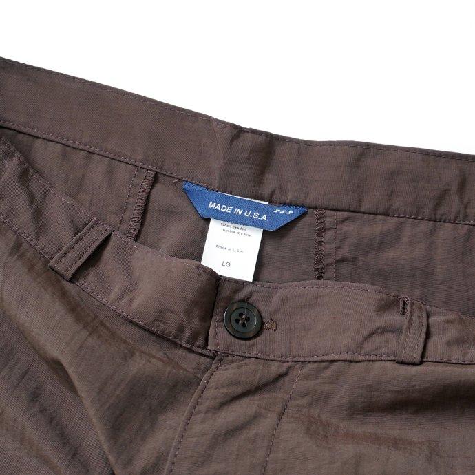 SMOKE T ONE / SHELLED NYLON TROUSERS - Brown ナイロントラウザーズ ブラウン |  | 05