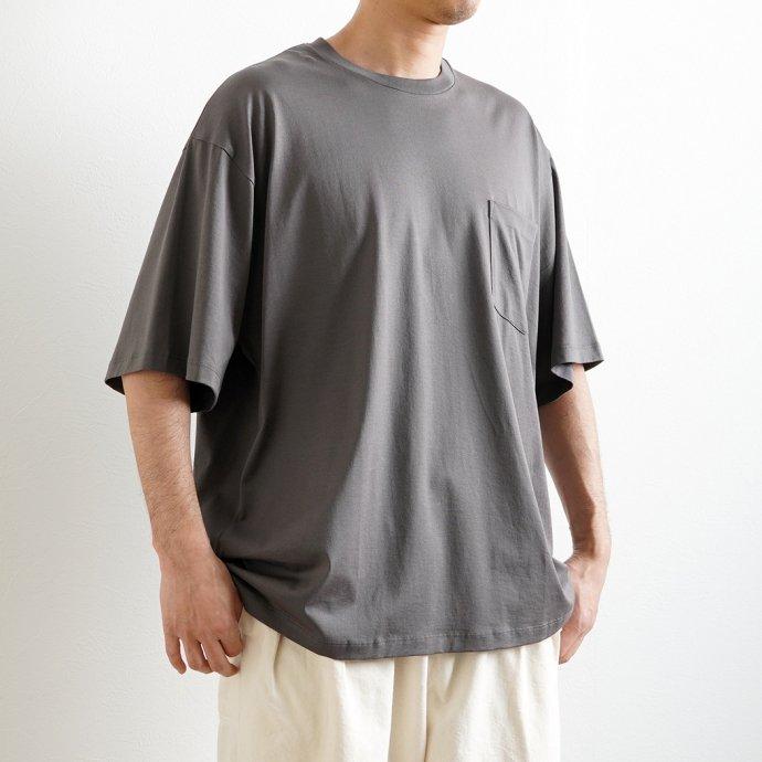 handvaerk ハンドバーク / 60/2 クルーネックポケットビッグTシャツ - Black | handvaerk | 05