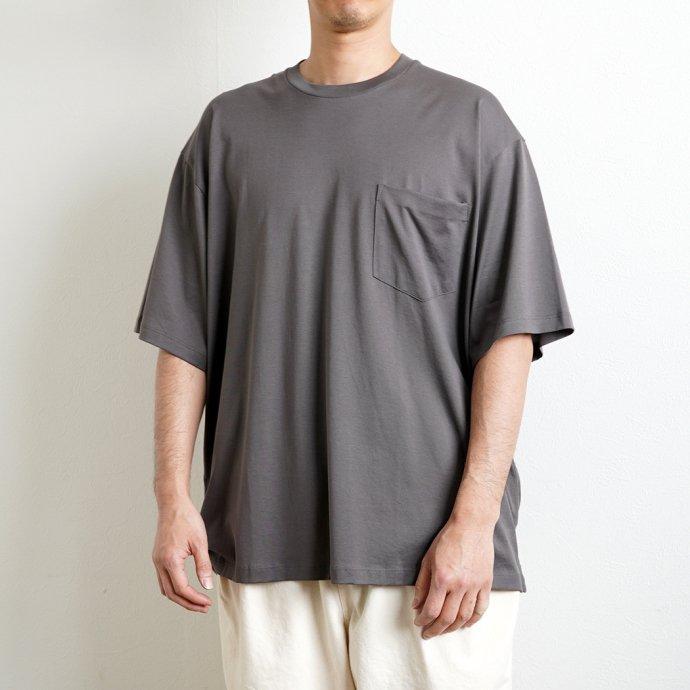 handvaerk ハンドバーク / 60/2 クルーネックポケットビッグTシャツ - Black | handvaerk | 06