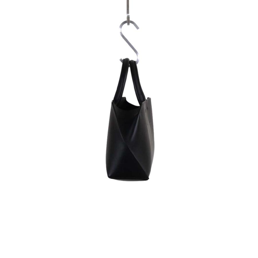 COURTNEY ORLA (コートニーオーラ) SLOPE WIDE TOTE s ブラック スムースレザー SLO22FCL011003BK トートバッグ 横長 大きく開く 黒 ワイド シンプル 無地 鞄 … | COURTNEY ORLA | 02