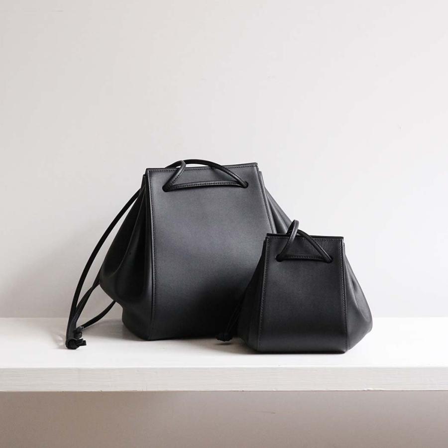 COURTNEY ORLA (コートニーオーラ) ORB m ブラック スムースレザー ORB23SCL013005BK ミニ 巾着 バッグ 黒 大きく開く 肩掛け シンプル 無地 鞄 ビジネス 通勤… | COURTNEY ORLA | 07