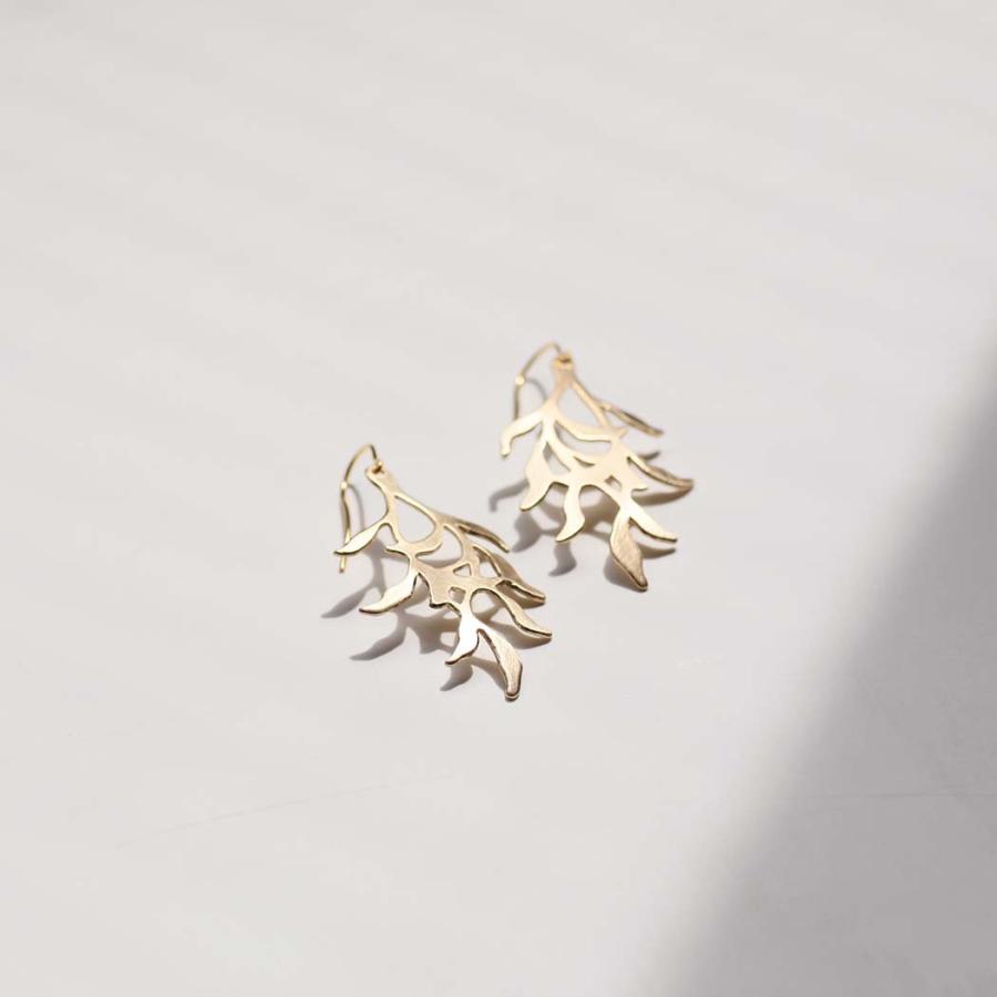 mnoi（ムノイ） / brass earrrings ピアス / イヤリング - weeping 母の日 |  | 01