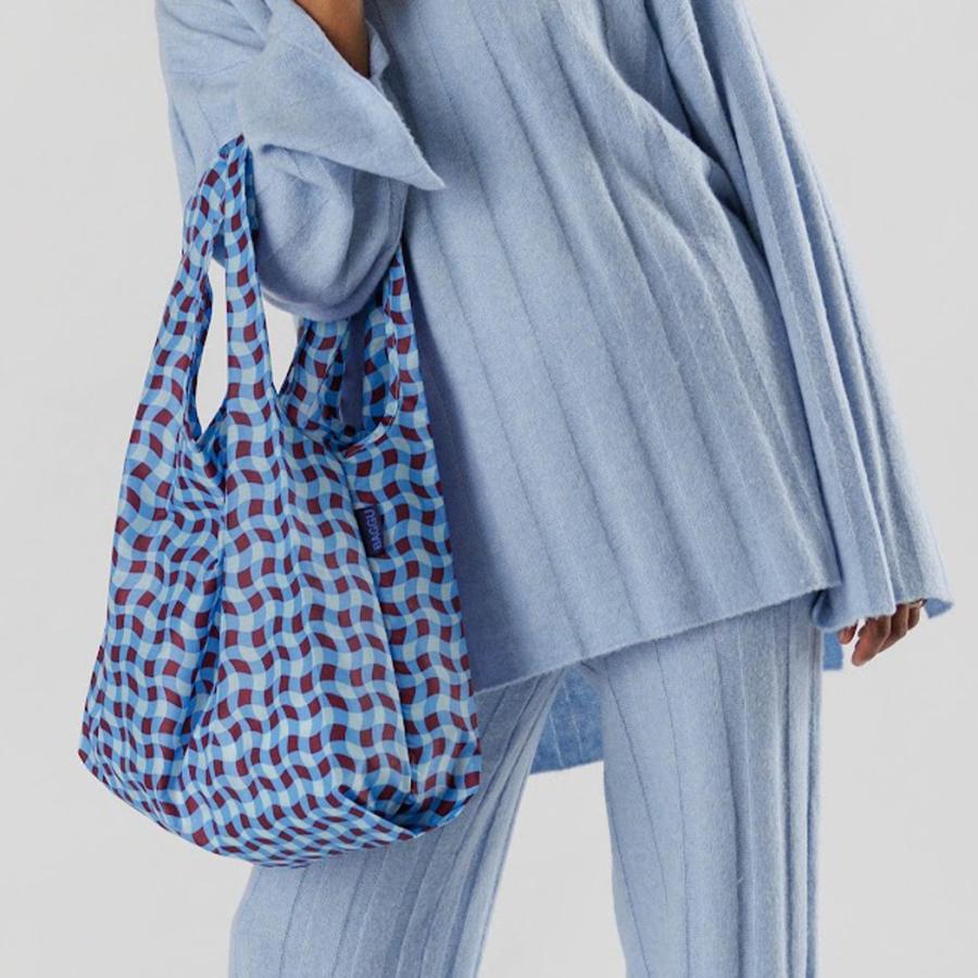 BAGGU バグー エコバッグ  ウェービーギンガムブルー100%リサイクルナイロン STANDARD スタンダード サイズ 大きい 大容量 ショルダー 洗濯可能 折り畳み コン… | ブルー（ファッション） | 01