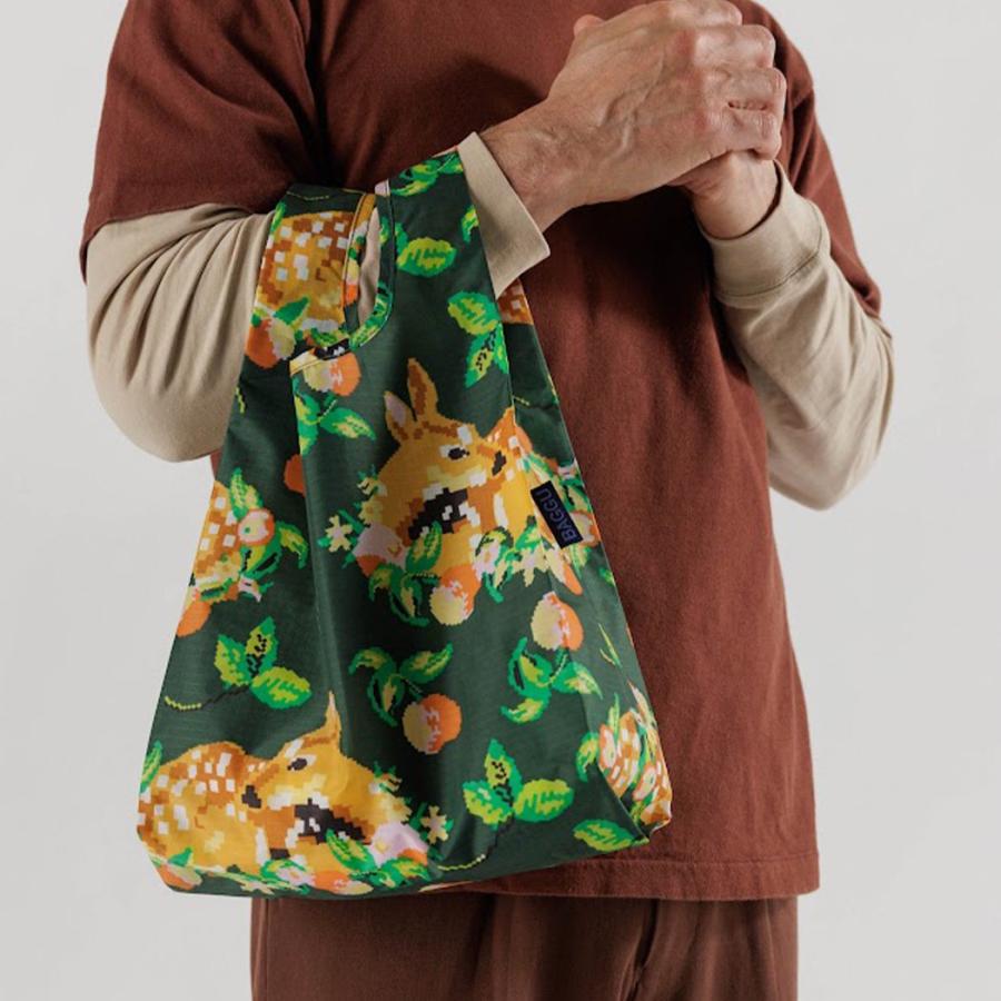 BAGGU バグー エコバッグ  ディア100%リサイクルナイロン BABY ベビー 柄 動物 バンビ 洗濯可能 折り畳み コンパクト 軽量 ミニ コンビニ レジ袋型 入園 入学 … | BAGGU | 01