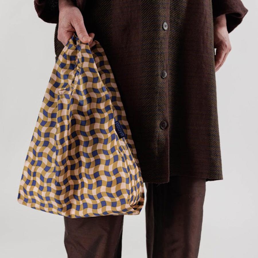 BAGGU バグー エコバッグ  ウェービーギンガムピーチ100%リサイクルナイロン BABY ベビー 柄 洗濯可能 折り畳み コンパクト 軽量 ミニ コンビニ レジ袋型 入園… | BAGGU | 01