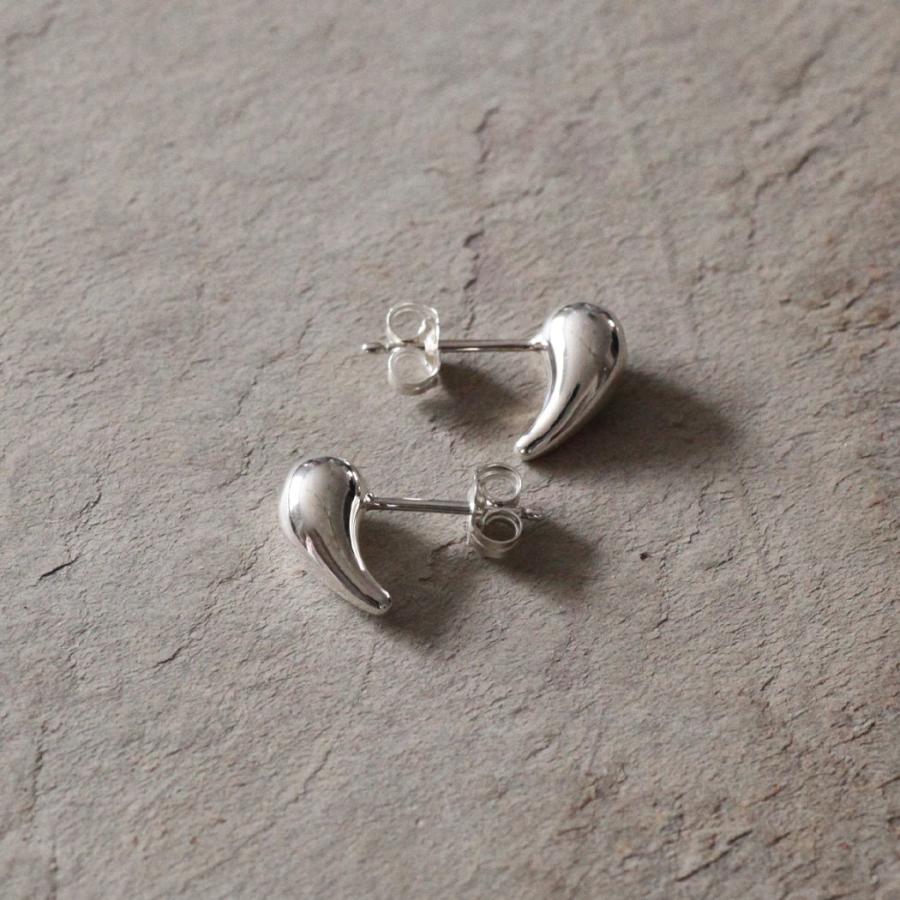 BYOKA ビョーカ E2601 BUD PIERCE ピアス - シルバー  (両耳タイプ) | BYOKA