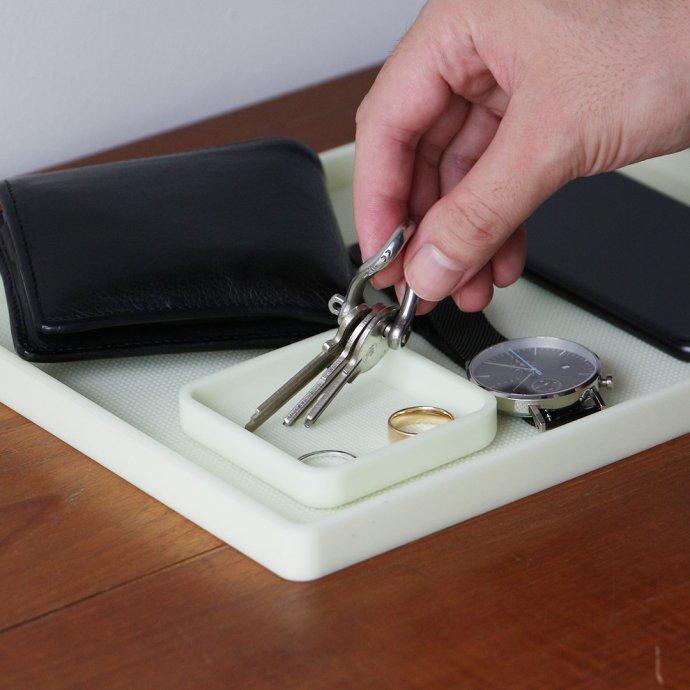 Mini Parts Tray Glow ミニパーツトレイ グロー 蓄光 光 発光 暗闇 光る キャンプ アウトドア アメリカ軍 ミリタリー 滑り止め ラバー トレー トレイ ポイント… | MINI | 10