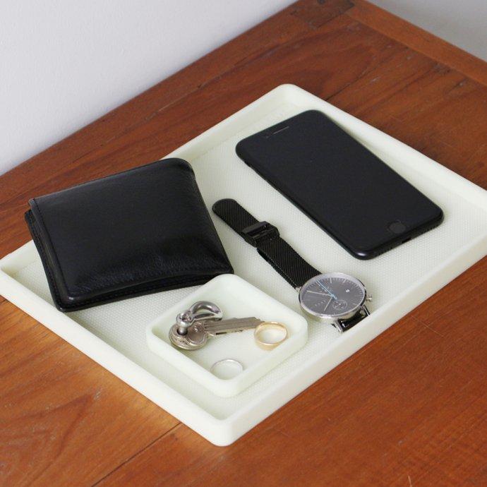 Mini Parts Tray Glow ミニパーツトレイ グロー 蓄光 光 発光 暗闇 光る キャンプ アウトドア アメリカ軍 ミリタリー 滑り止め ラバー トレー トレイ ポイント… | MINI | 11