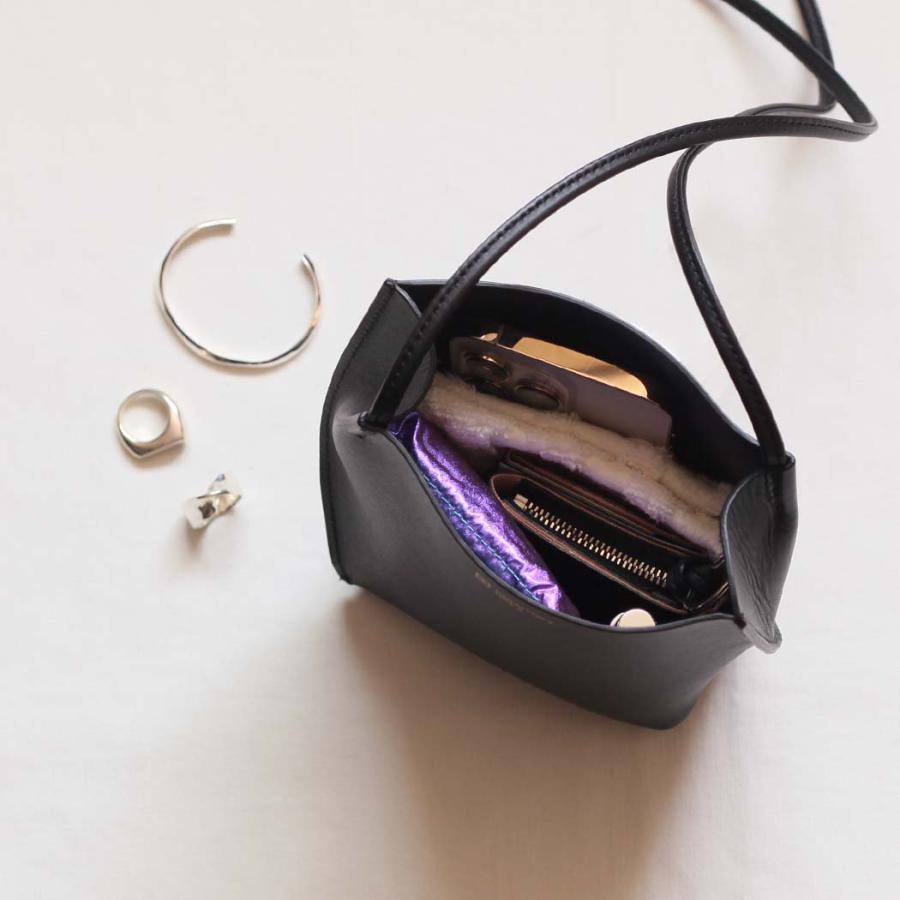 COURTNEY ORLA (コートニーオーラ) / SLOPE TOTE mini - トープ スムースレザー SLO23FCL011001TPE ショルダーバッグ  グレー ベージュ シンプル 無地 鞄 バッ… | COURTNEY ORLA | 10