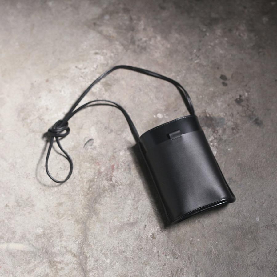 COURTNEY ORLA (コートニーオーラ) / CURVE POCKET TOTE mini - ブラック/ブラック CRP23FPV017001BK/BK ショルダーバッグ  黒 ブラック シンプル 無地 鞄 バ… | COURTNEY ORLA | 05