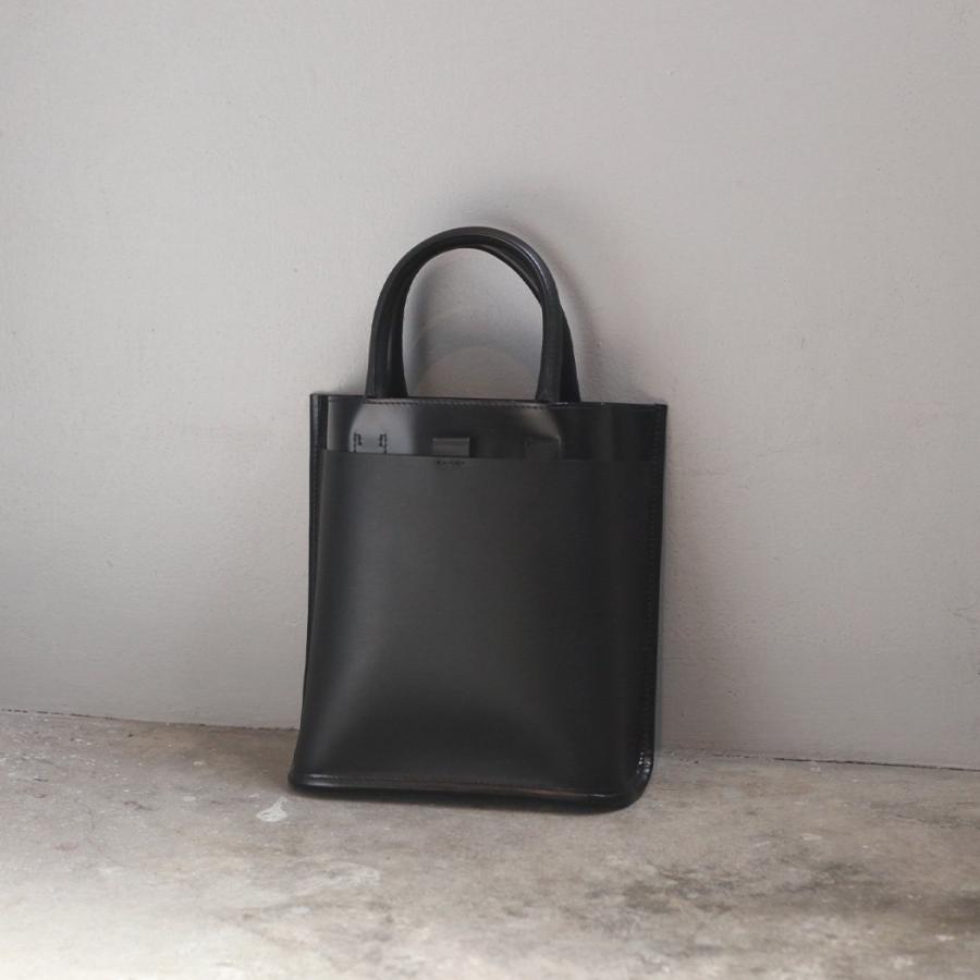 COURTNEY ORLA (コートニーオーラ) / CURVE POCKET TOTE s - ブラック/ブラック CRP23FPV017002BK/BK トートバッグ  黒 ブラック シンプル 無地 鞄 バッグ シ… | COURTNEY ORLA | 06
