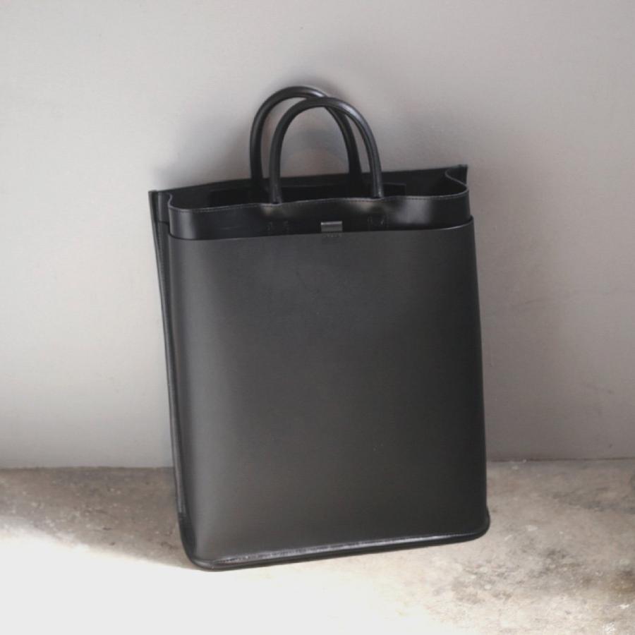 COURTNEY ORLA (コートニーオーラ) / CURVE POCKET TOTE l - ブラック/ブラック CRP23FPV017004BK/BKトートバッグ  黒 ブラック シンプル 横長 無地 鞄 バッグ… | COURTNEY ORLA | 04