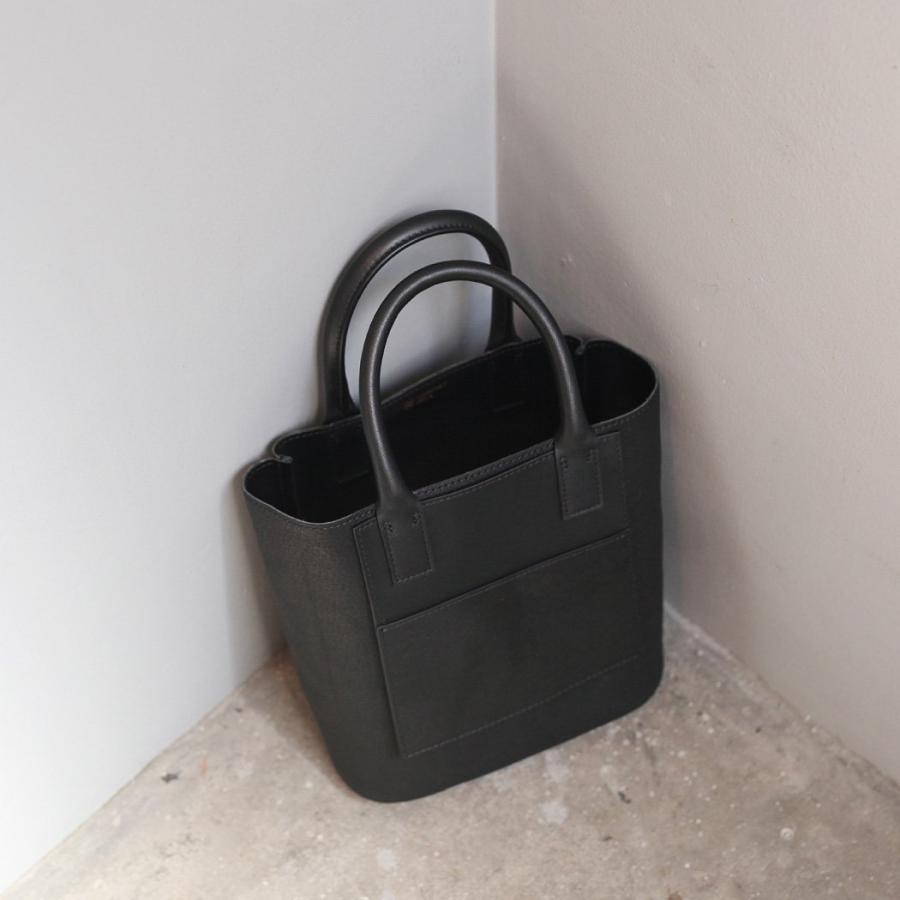 COURTNEY ORLA (コートニーオーラ) / INVERSE TOTE s - ブラック/ブラック INV23SPL015001BK/BKトートバッグ  黒 ブラック シンプル 無地 鞄 バッグ シンプル … | COURTNEY ORLA | 06
