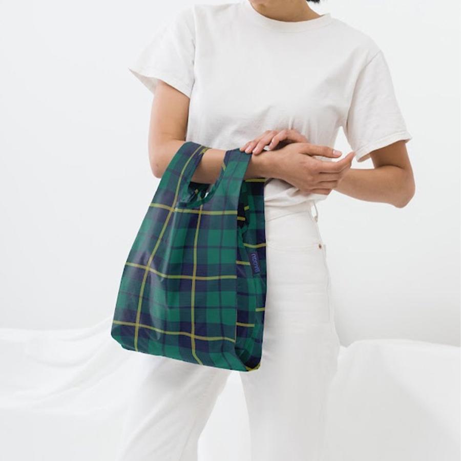 BAGGU バグー エコバッグ BABY タータングリーン 日本限定モデル 正規品 サブバッグ ジム用 お買い物 マザーズバッグ コンパクト 折りたたみ 洗濯可能 マチ広 … | BAGGU | 01