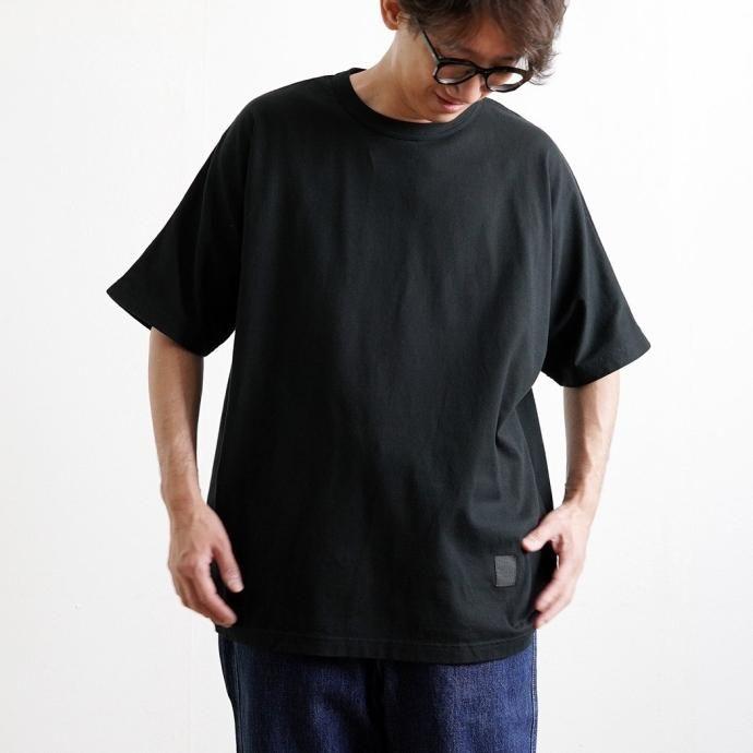 O- オー / F.L.A.T. 半袖Tシャツ O-S-02 - Black ブラック レイチョウルイラボ 0choruilab |  | 06