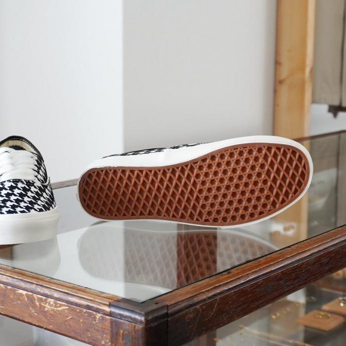 VANS / Authentic HOUNDSTOOTH WHITE/BLACK ヴァンズ オーセンティック ハウンドトゥース VN000BW5YB2 | VANS | 05