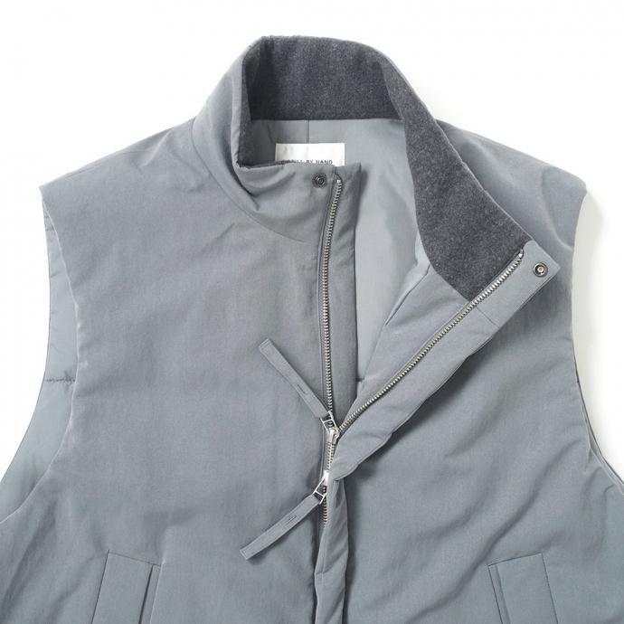STILL BY HAND スティルバイハンド / VE01243 - BLUE GREY スタンドカラー シンサレート パデッドベスト | STILL BY HAND | 04