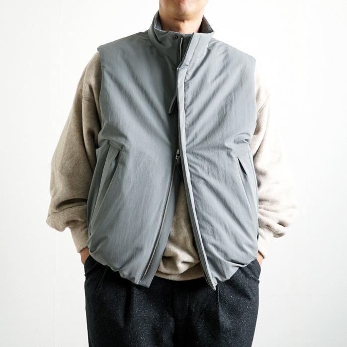 STILL BY HAND スティルバイハンド / VE01243 - BLUE GREY スタンドカラー シンサレート パデッドベスト | STILL BY HAND | 09