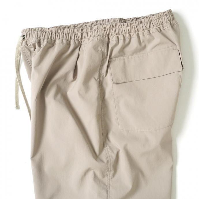 STILL BY HAND スティルバイハンド / PT03251 - BEIGE ポリエステル エアリーワイドパンツ ベージュ | STILL BY HAND | 03