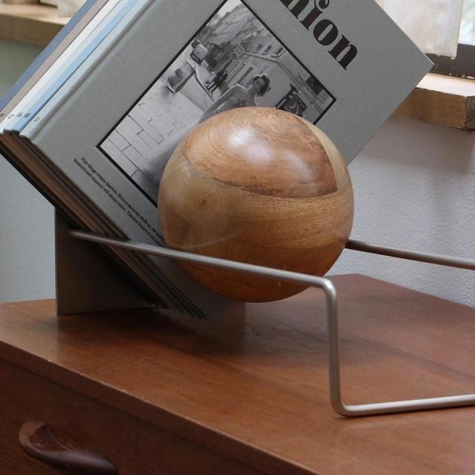 スロープブックエンド シルバー HERE by DETAIL / Slope Bookend - Silver | DETAIL | 07