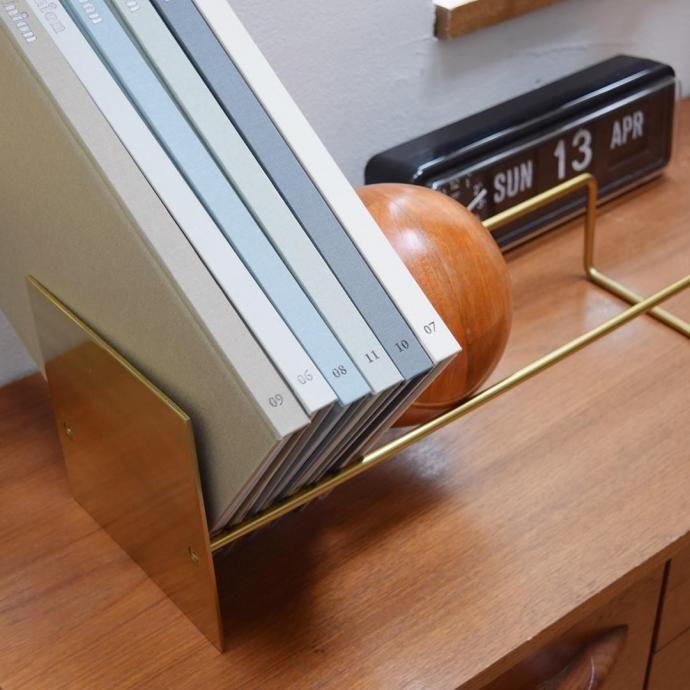 スロープブックエンド ゴールド HERE by DETAIL / Slope Bookend - Gold | DETAIL | 06