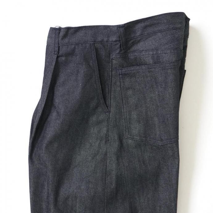 STILL BY HAND スティルバイハンド / DN01253 - NAVY ディープタック ワイドデニムパンツ | STILL BY HAND | 03