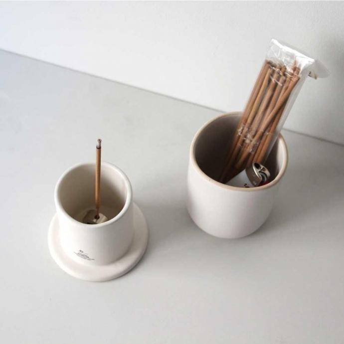 ANAheim Porcelain Ash-Pot - Ivory アナハイム ポーセリン アッシュポット |  | 09