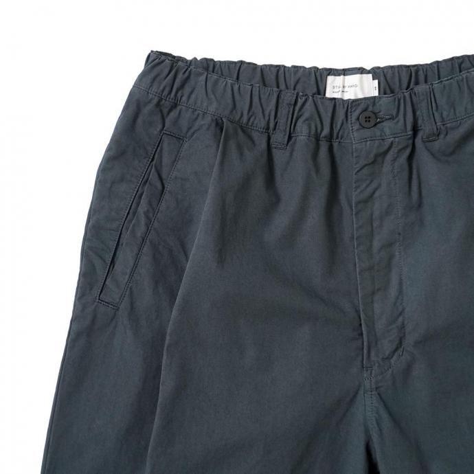 STILL BY HAND スティルバイハンド / PT02253 - BLUE CHARCOAL ガーメントダイ ディープタックパンツ | STILL BY HAND | 03