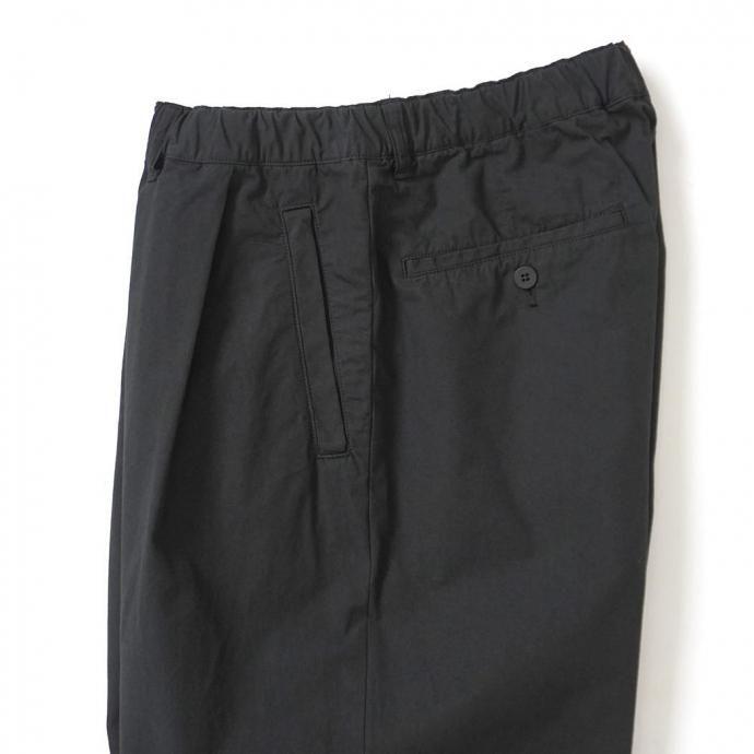STILL BY HAND スティルバイハンド / PT02253 - INK BLACK ガーメントダイ ディープタックパンツ | STILL BY HAND | 02