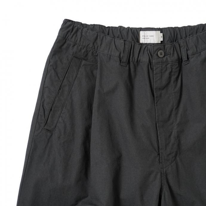 STILL BY HAND スティルバイハンド / PT02253 - INK BLACK ガーメントダイ ディープタックパンツ | STILL BY HAND | 03