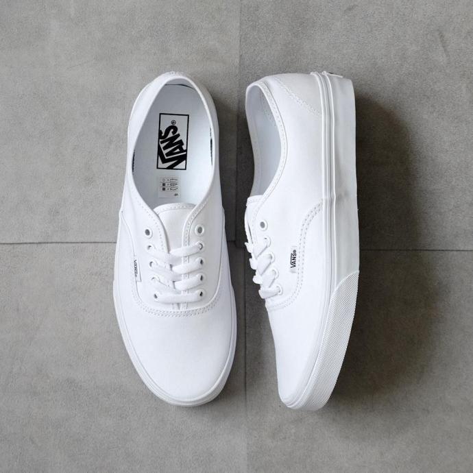 VANS / UA Authentic - True White VN000EE3W00 ヴァンズ オーセンティック オールホワイト | VANS