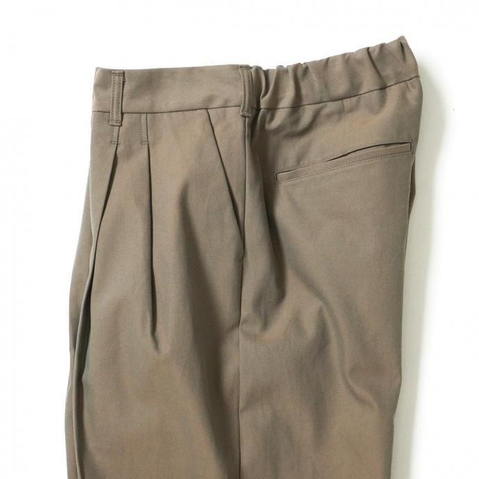 STILL BY HAND スティルバイハンド / PT06253 - OLIVE ディープ2タックパンツ オリーブ | STILL BY HAND | 03