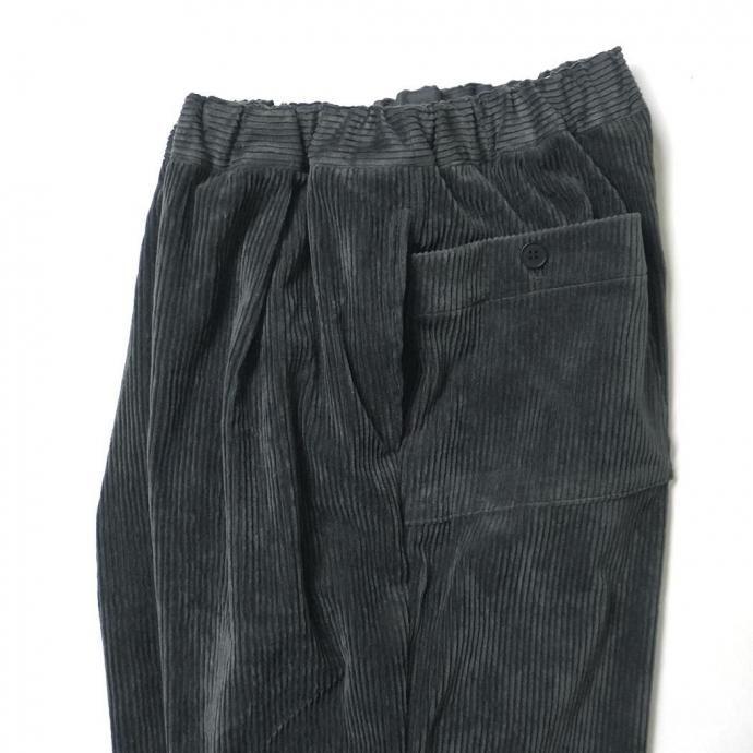 STILL BY HAND スティルバイハンド / PT03253 - BLUE CHARCOAL コーデュロイ イージーパンツ | STILL BY HAND | 02