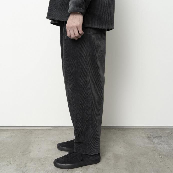 STILL BY HAND スティルバイハンド / PT03253 - BLUE CHARCOAL コーデュロイ イージーパンツ | STILL BY HAND | 07