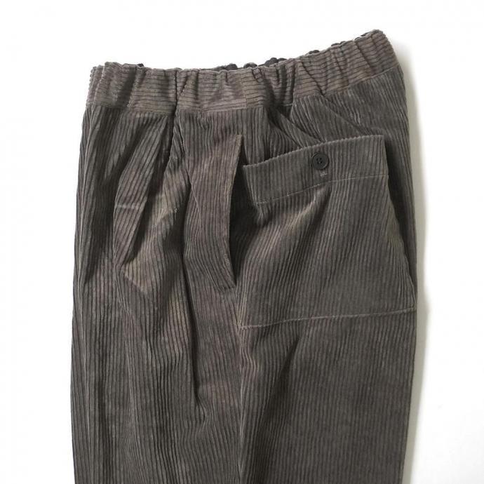 STILL BY HAND スティルバイハンド / PT03253 - KHAKI BROWN コーデュロイ イージーパンツ | STILL BY HAND | 02