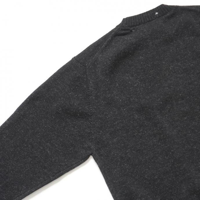 STILL BY HAND スティルバイハンド / KN01253 - DARK CHARCOAL パンチドシェットランドセーター | STILL BY HAND | 05