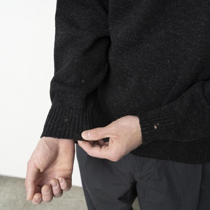 STILL BY HAND スティルバイハンド / KN01253 - DARK CHARCOAL パンチドシェットランドセーター | STILL BY HAND | 08