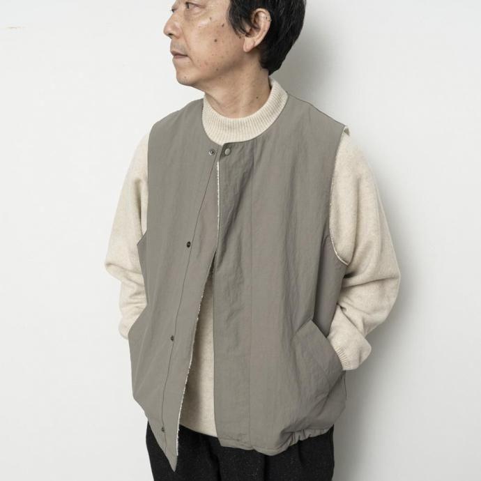 STILL BY HAND スティルバイハンド / VE01254 - SAGE ナイロン／ボア アウターベスト | STILL BY HAND | 06