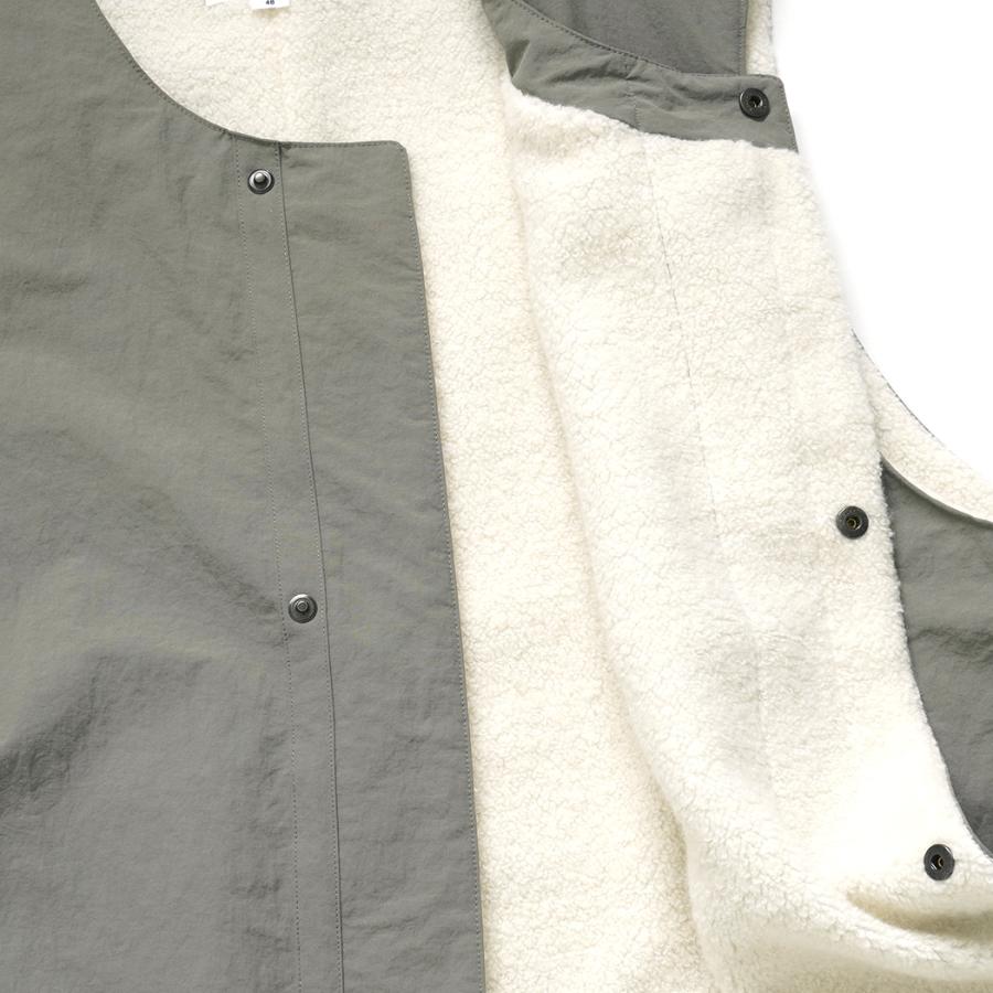 STILL BY HAND スティルバイハンド / VE01254 - SAGE ナイロン／ボア アウターベスト | STILL BY HAND | 03