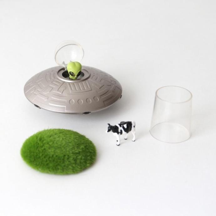 UFO Cow Abduction トイ＆ブック UFO カウ アブダクション |  | 05