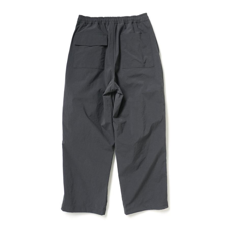 STILL BY HAND スティルバイハンド / PT06254 - CHARCOAL タスランナイロン ニータックパンツ | STILL BY HAND | 01