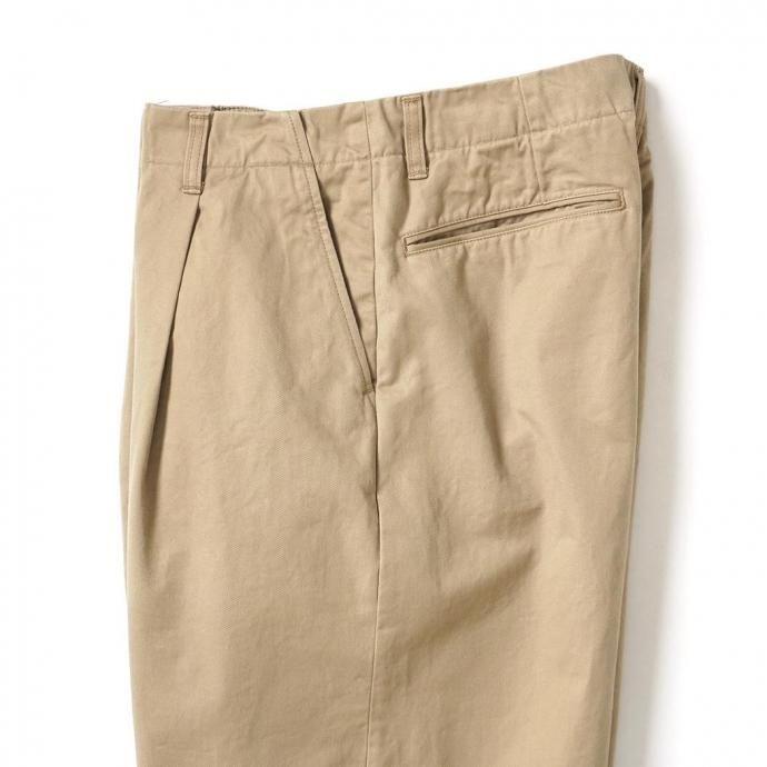 STILL BY HAND スティルバイハンド / PT02261 - BEIGE ワンタック セルビッジチノ Selvedge 1 pleat pants | STILL BY HAND | 03