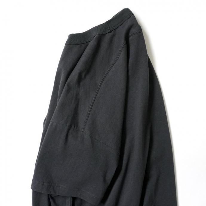 STILL BY HAND スティルバイハンド / CS02262 - CHARCOAL レーヨンシルク混 半袖Tシャツ | STILL BY HAND | 04