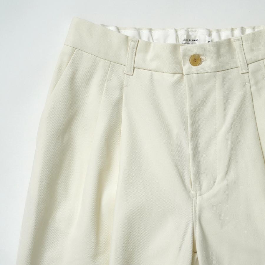 STILL BY HAND スティルバイハンド / PT05263 - IVORY コットンツイル ディープタックパンツ Deep tuck pressed pants | STILL BY HAND | 02
