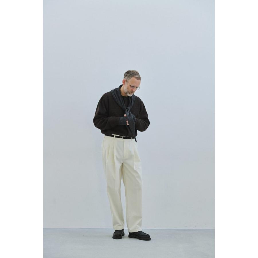 STILL BY HAND スティルバイハンド / PT05263 - BLACK NAVY コットンツイル ディープタックパンツ Deep tuck pressed pants | STILL BY HAND | 08