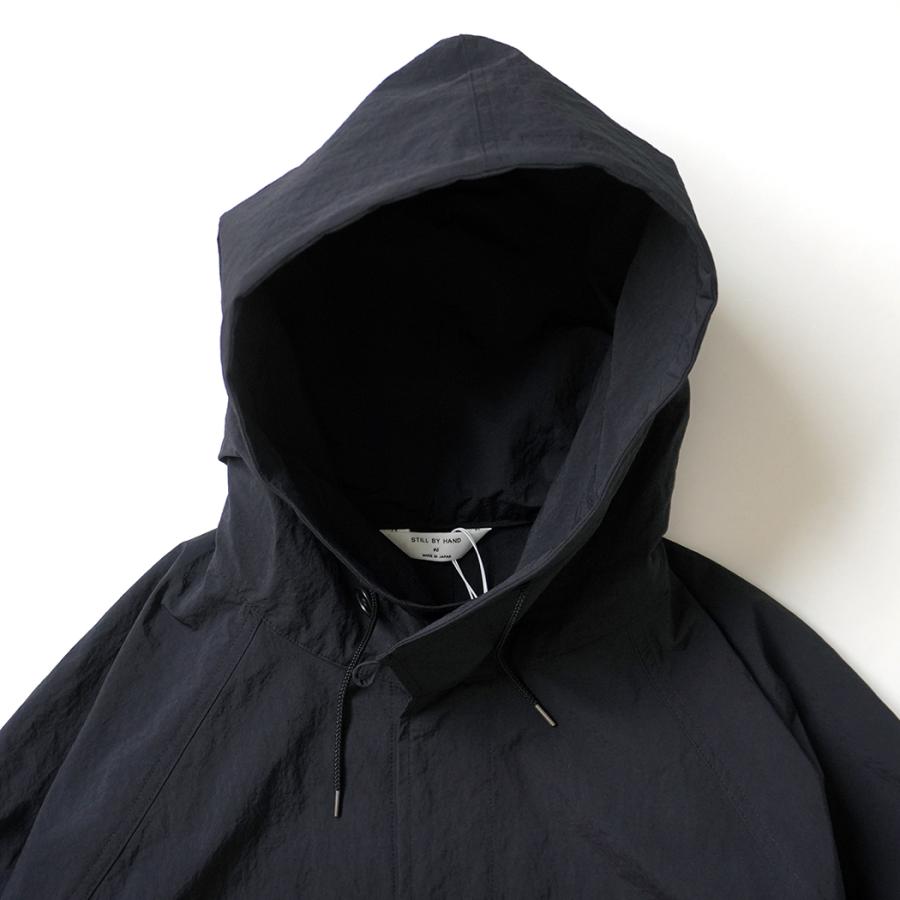 STILL BY HAND スティルバイハンド / BL03263 - BLACK ナイロン フーデッドブルゾン Crispy hooded blouson | STILL BY HAND | 02