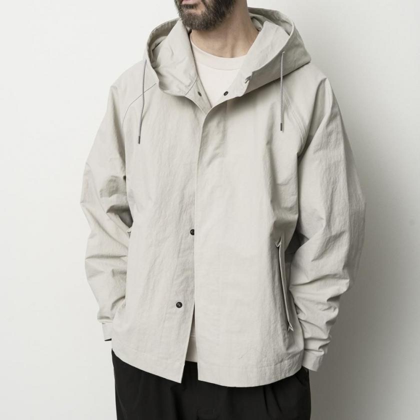 STILL BY HAND スティルバイハンド / BL03263 - BLACK ナイロン フーデッドブルゾン Crispy hooded blouson | STILL BY HAND | 05