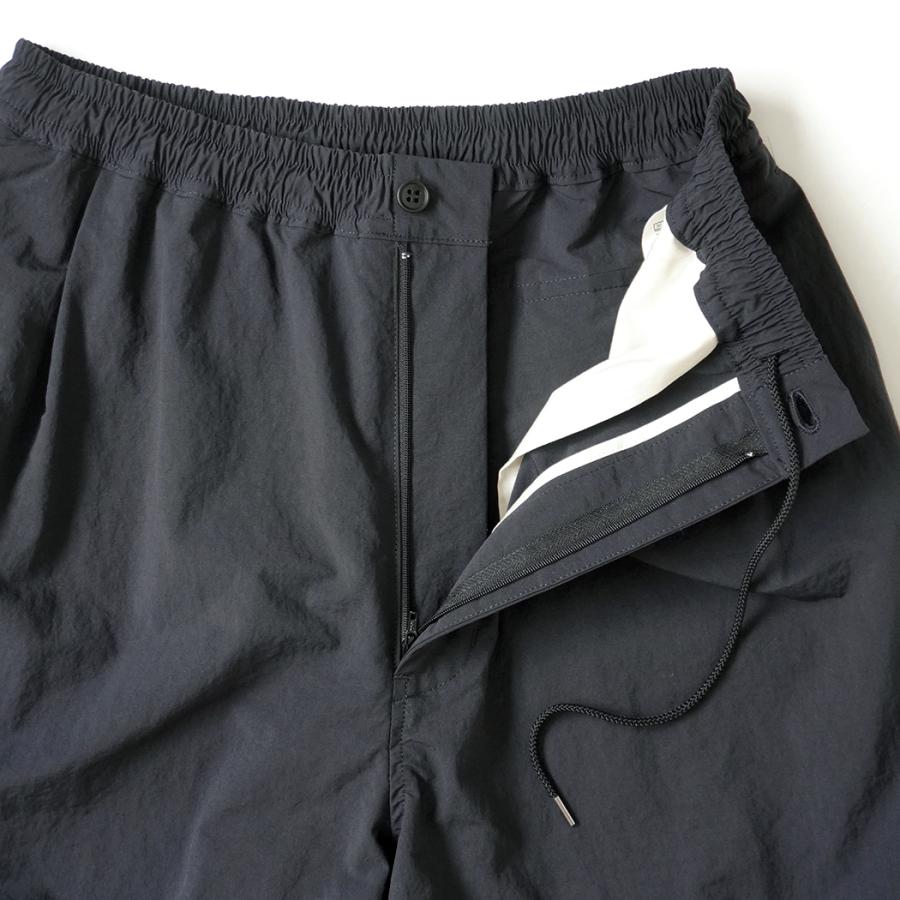 STILL BY HAND スティルバイハンド / PT02263 - DARK NAVY ナイロン ニータックパンツ Crispy knee tuck wide pants | STILL BY HAND | 06