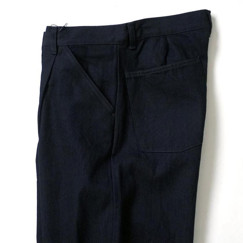 STILL BY HAND スティルバイハンド / DN01263 - DARK NAVY 12オンス ディープタック デニムパンツ 12oz denim deep tuck pants | STILL BY HAND | 02